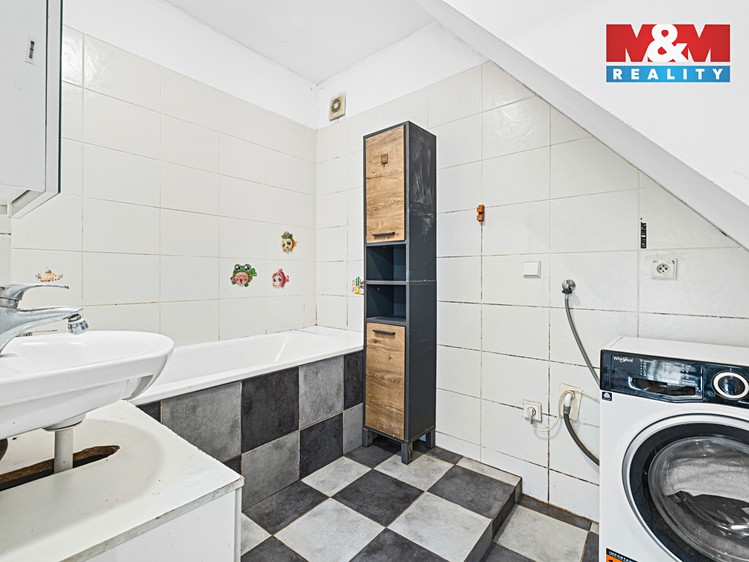 Prodej rodinného domu 102 m², pozemek 521 m² - foto 6