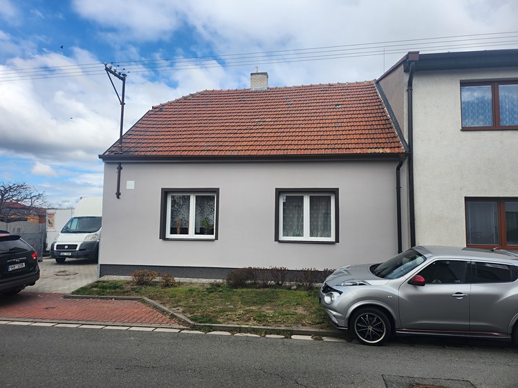 Prodej rodinného domu 86 m², pozemek 392 m² - foto 1