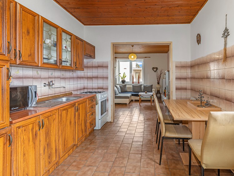 Prodej rodinného domu 86 m², pozemek 392 m² - foto 8