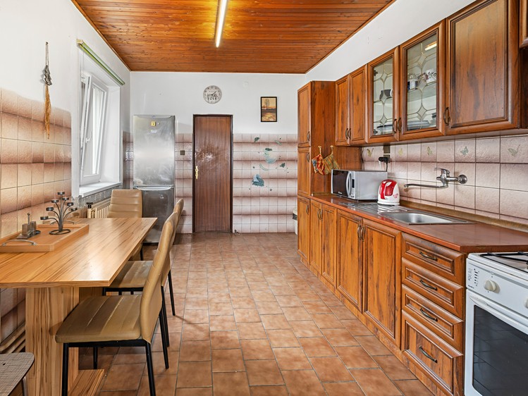 Prodej rodinného domu 86 m², pozemek 392 m² - foto 7