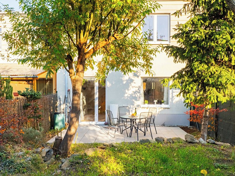 Prodej rodinného domu 102 m², pozemek 200 m² - foto 1