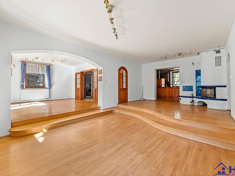 Prodej rodinného domu 446 m², pozemek 3 990 m² - foto 8