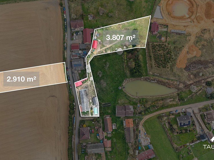 Prodej rodinného domu 160 m², pozemek 3 807 m² - foto 2