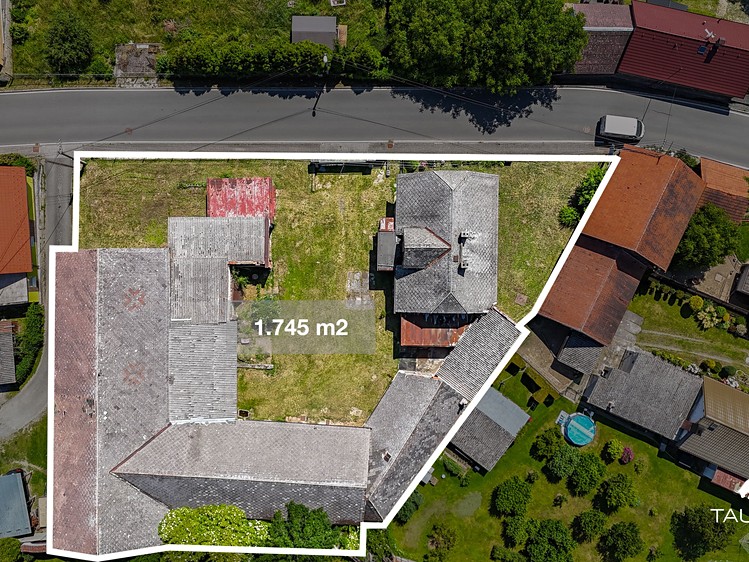 Prodej zemědělské usedlosti 860 m², pozemek 1 745 m² - foto 2