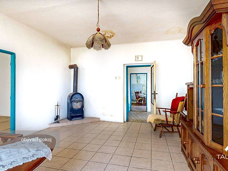 Prodej zemědělské usedlosti 860 m², pozemek 1 745 m² - foto 4