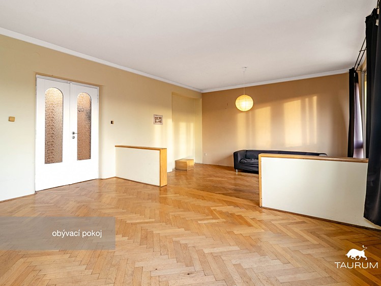 Prodej vícegeneračního domu 329 m², pozemek 1 452 m² - foto 8