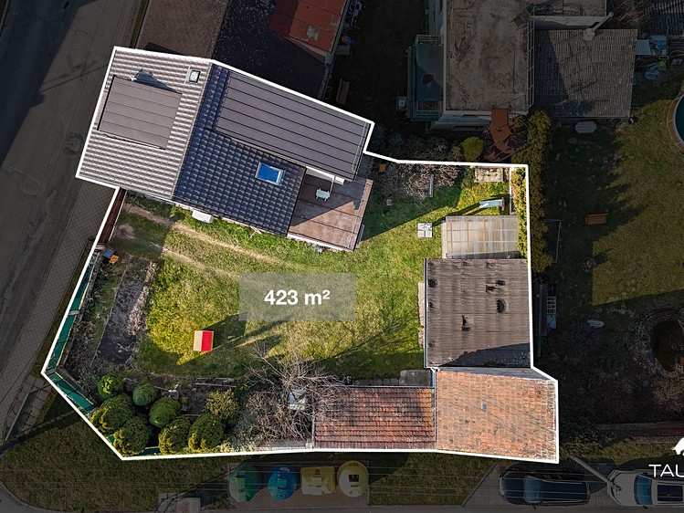 Prodej rodinného domu 154 m², pozemek 423 m² - foto 2