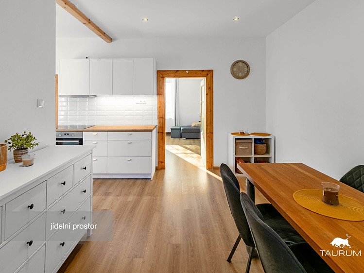 Prodej rodinného domu 154 m², pozemek 423 m² - foto 7