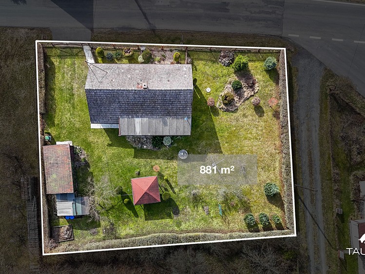 Prodej rodinného domu 63 m², pozemek 881 m² - foto 2