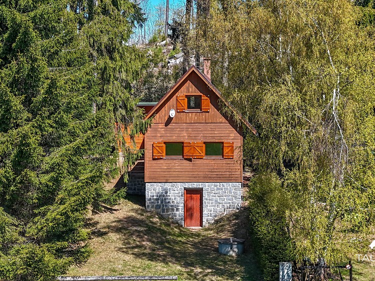 Prodej chaty 99 m², pozemek 2 162 m² - foto 1