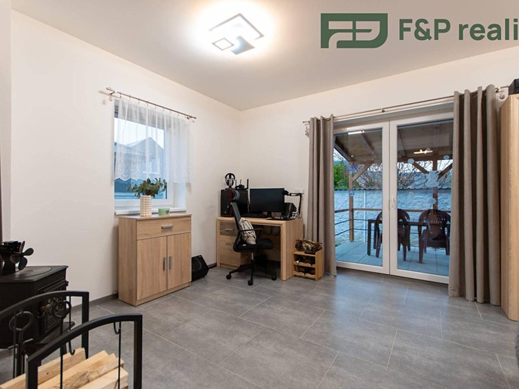Prodej rodinného domu 100 m², pozemek 395 m² - foto 8