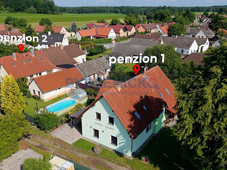 Prodej rodinného domu 475 m², pozemek 2 453 m² - foto 1