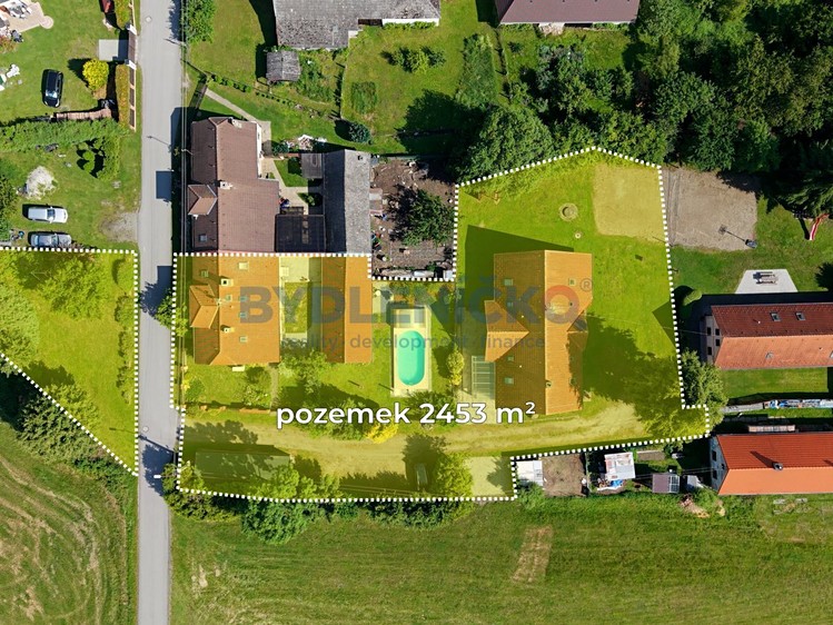 Prodej rodinného domu 475 m², pozemek 2 453 m² - foto 4