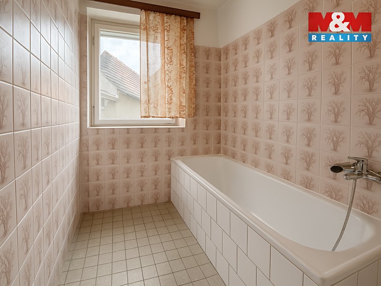 Prodej rodinného domu 143 m², pozemek 218 m² - foto 7