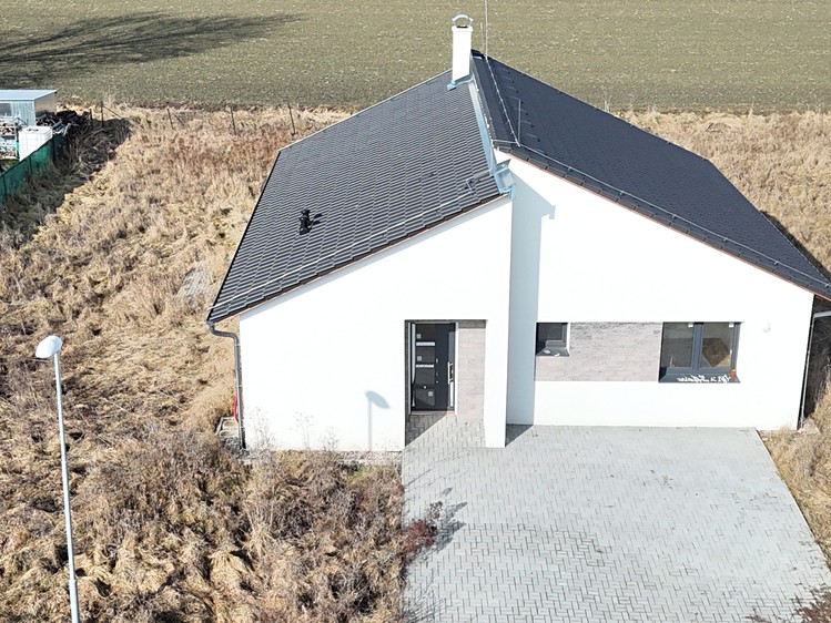 Dražba rodinného domu 107 m², pozemek 872 m² - foto 3