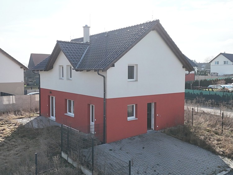 Dražba rodinného domu 146 m², pozemek 955 m² - foto 3