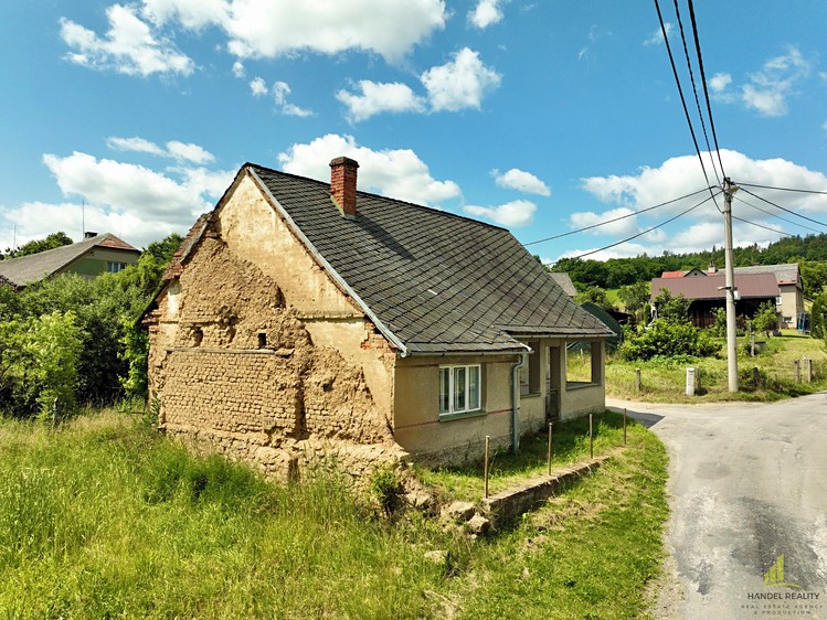 Prodej rodinného domu 90 m², pozemek 256 m² - foto 1