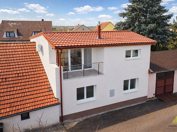 Prodej rodinného domu 115 m², pozemek 66 m² - foto 2