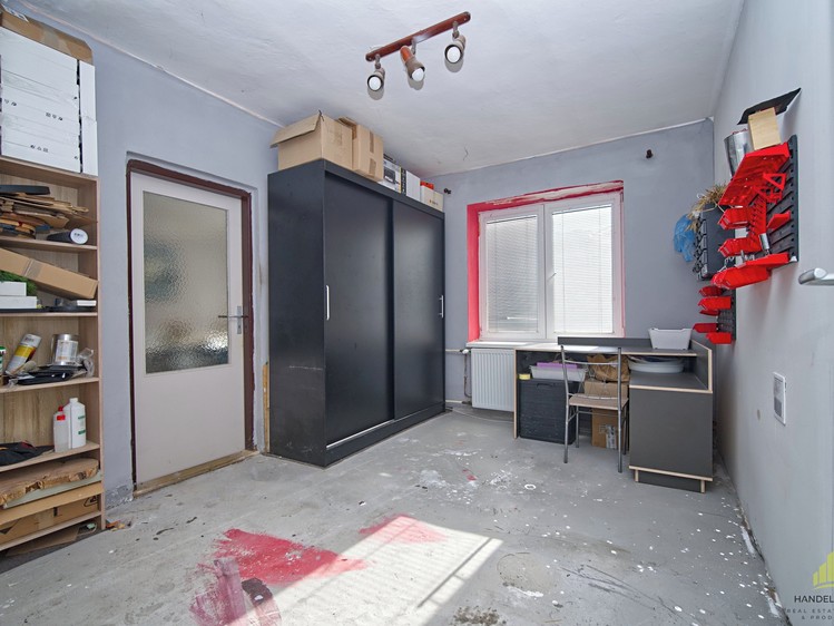 Prodej rodinného domu 189 m², pozemek 274 m² - foto 5