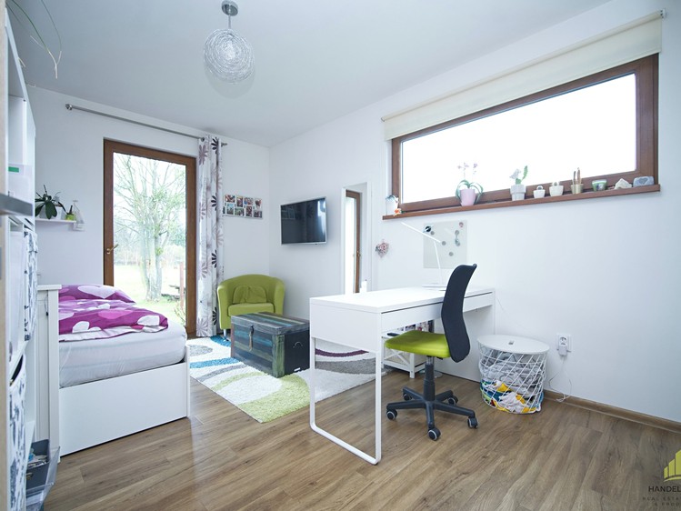 Prodej rodinného domu 139 m², pozemek 4 200 m² - foto 5