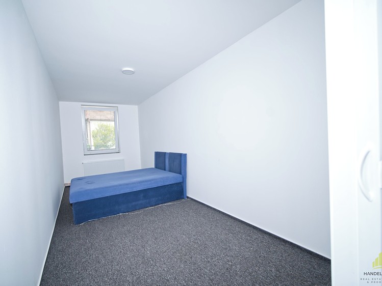 Prodej rodinného domu 370 m², pozemek 480 m² - foto 5