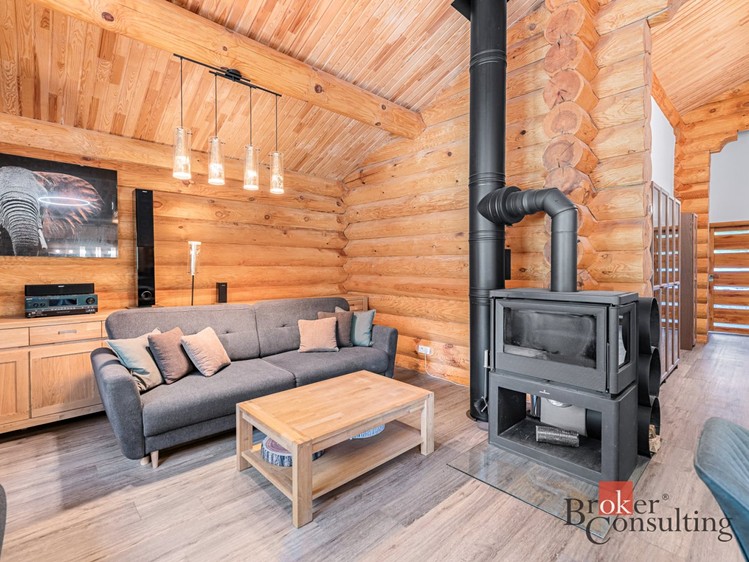 Prodej  rodinného domu 154 m², pozemek 1 388 m² - foto 5