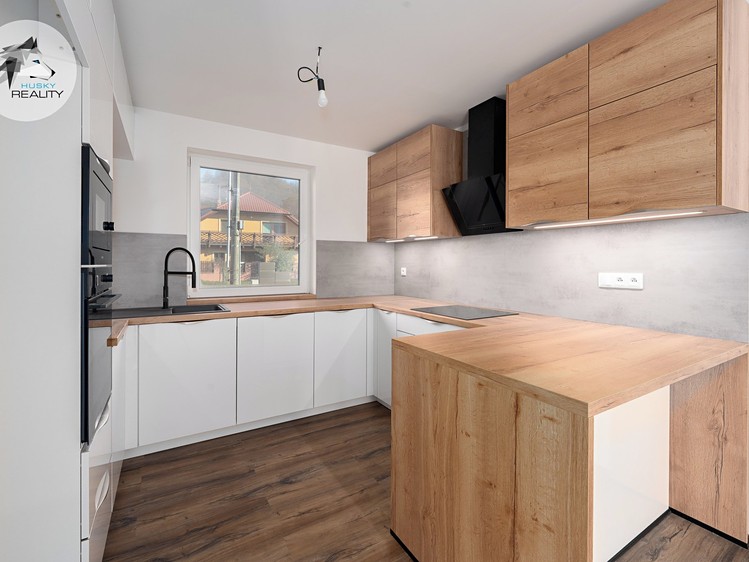 Prodej rodinného domu 115 m², pozemek 537 m² - foto 1