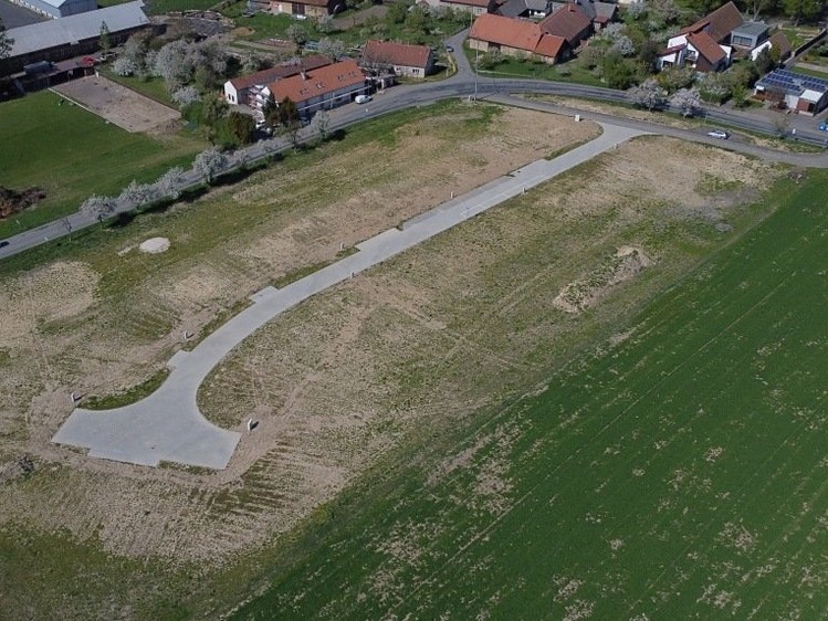 Prodej rodinného domu 97 m², pozemek 1 049 m² - foto 2