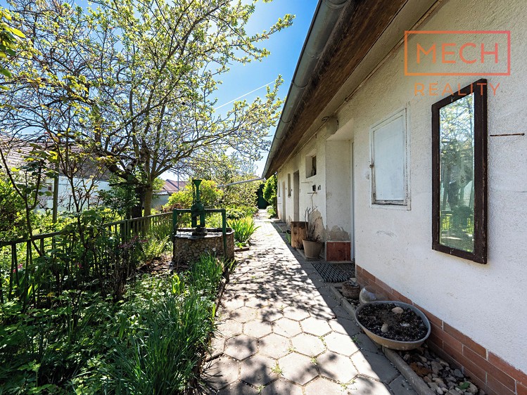 Prodej rodinného domu 181 m², pozemek 650 m² - foto 7