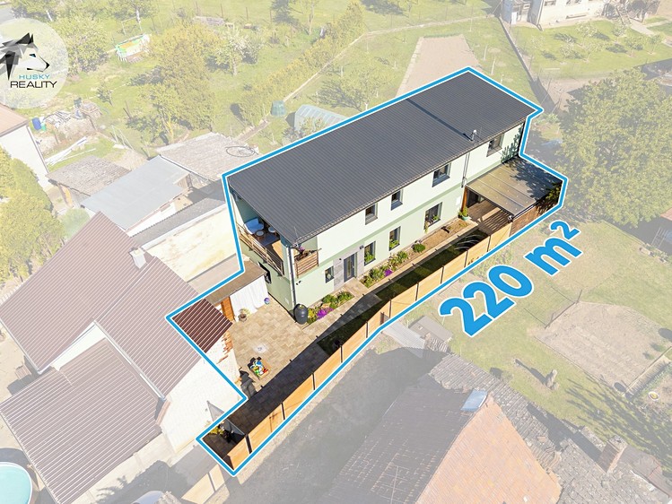 Prodej rodinného domu 139 m², pozemek 220 m² - foto 2