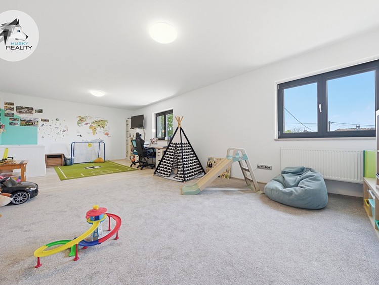Prodej rodinného domu 139 m², pozemek 220 m² - foto 7