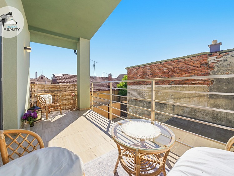 Prodej rodinného domu 139 m², pozemek 220 m² - foto 8