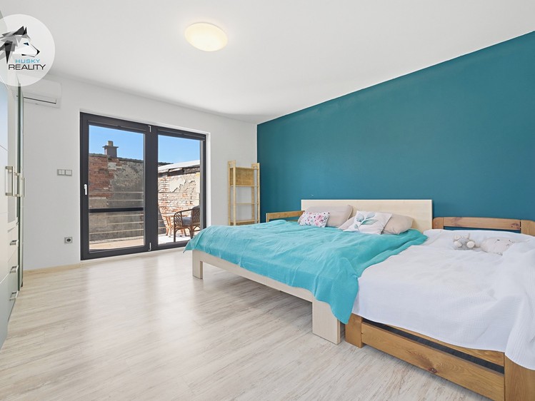 Prodej rodinného domu 139 m², pozemek 220 m² - foto 6