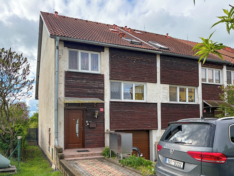 Prodej rodinného domu 150 m², pozemek 303 m² - foto 1