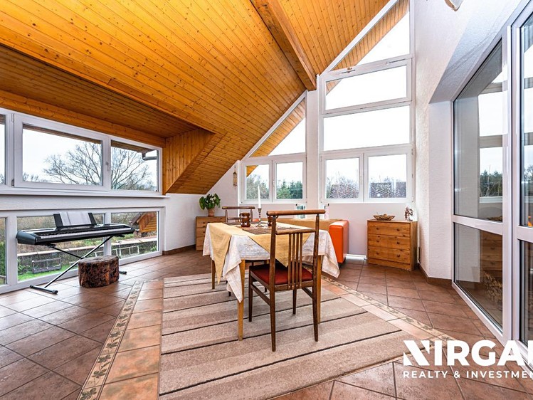 Prodej  vícegeneračního domu 320 m², pozemek 990 m² - foto 6
