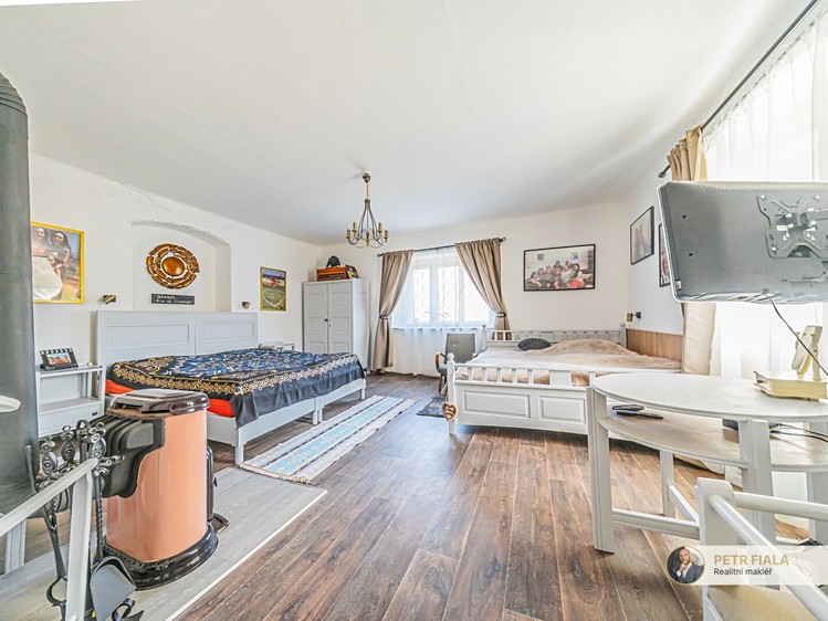 Prodej chalupy 133 m², pozemek 1 273 m² - foto 1