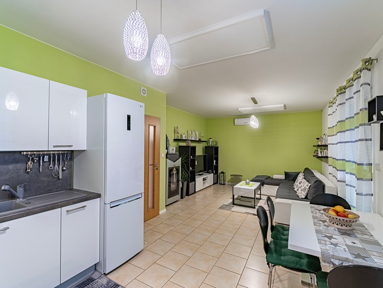 Prodej rodinného domu 107 m², pozemek 269 m² - foto 4