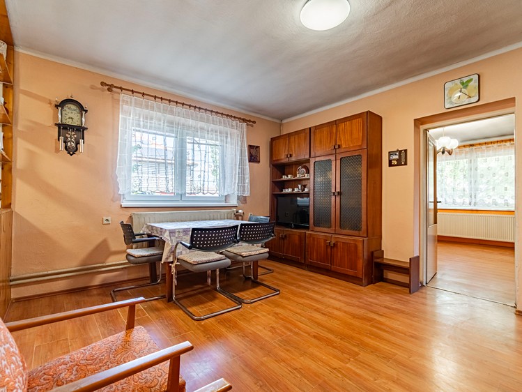 Prodej rodinného domu 154 m², pozemek 519 m² - foto 3