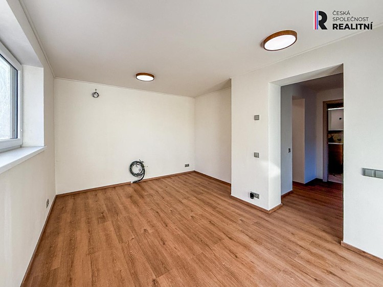 Prodej rodinného domu 61 m², pozemek 433 m² - foto 5