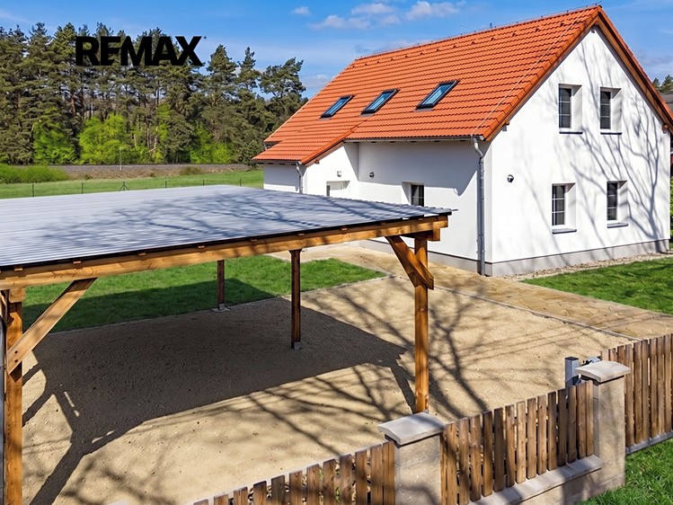 Prodej rodinného domu 159 m², pozemek 1 062 m² - foto 7