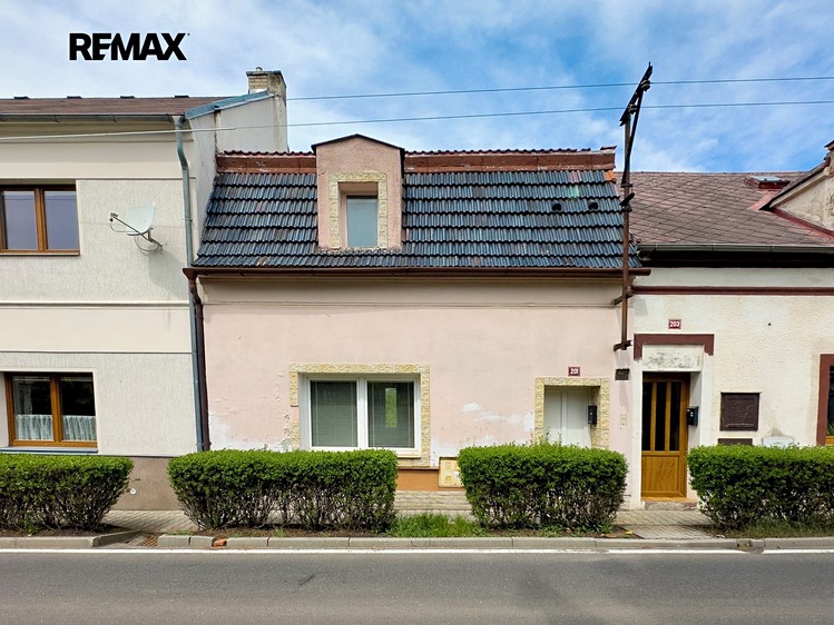 Prodej rodinného domu 130 m², pozemek 155 m² - foto 1