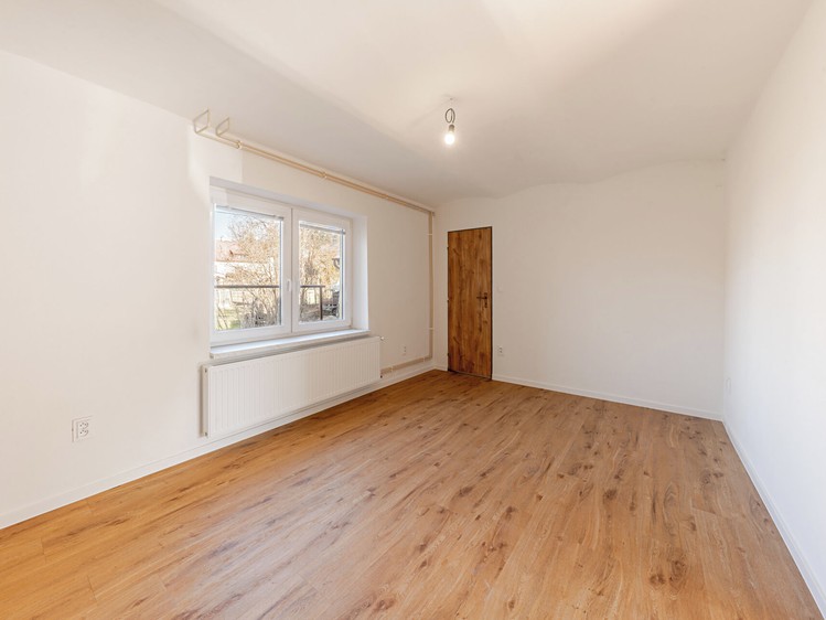 Prodej rodinného domu 140 m², pozemek 757 m² - foto 5