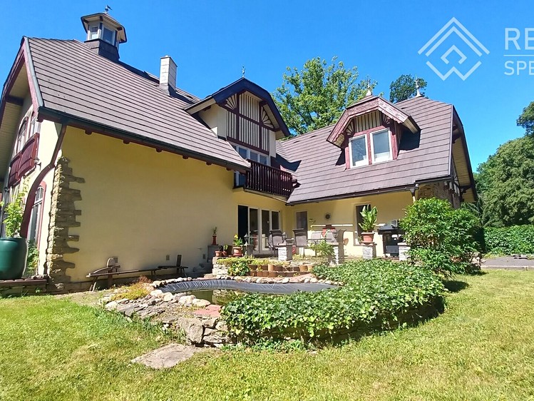 Prodej rodinného domu 460 m², pozemek 2 899 m² - foto 4