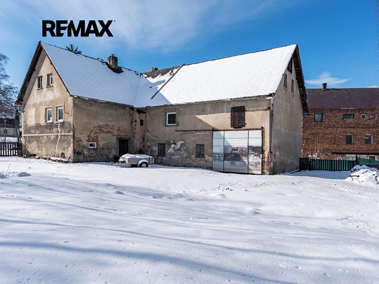 Prodej rodinného domu 215 m², pozemek 2 189 m² - foto 7