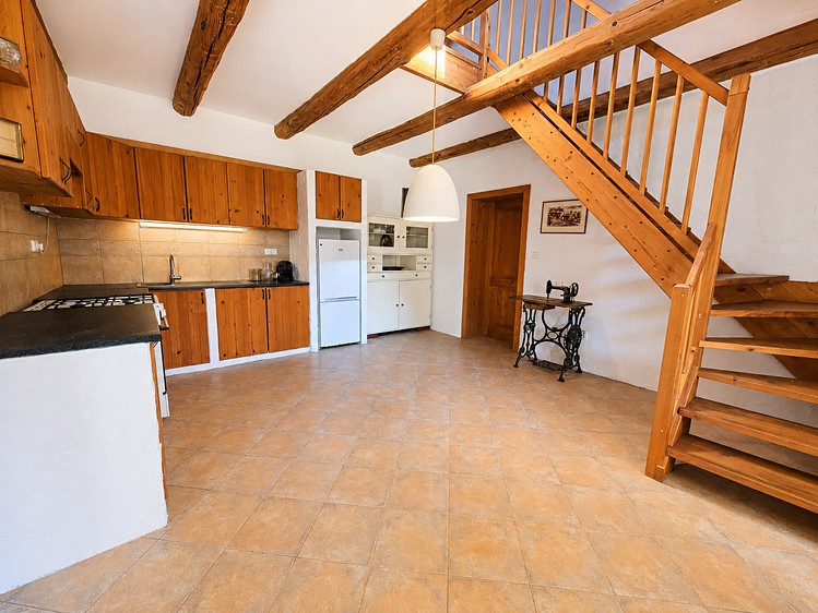 Prodej rodinného domu 150 m², pozemek 2 089 m² - foto 8