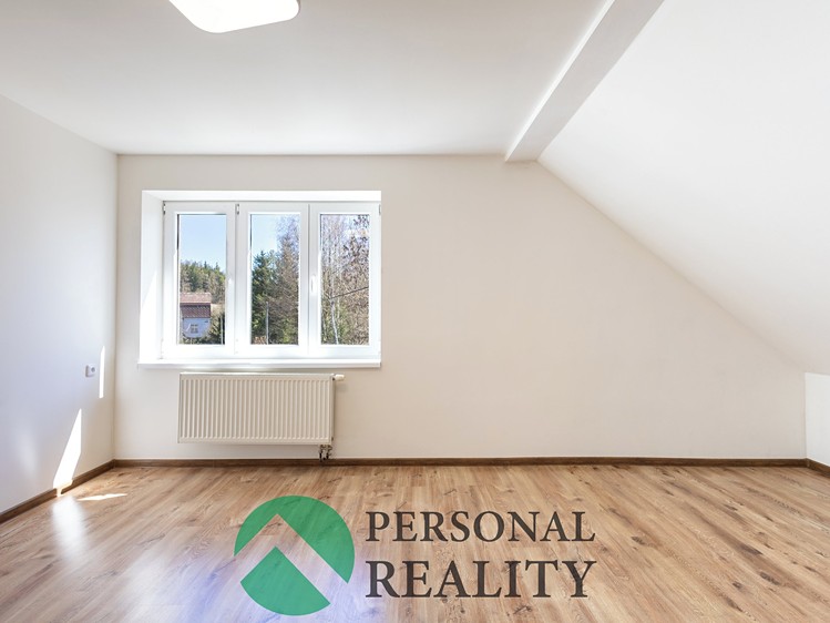Prodej rodinného domu 258 m², pozemek 639 m² - foto 6
