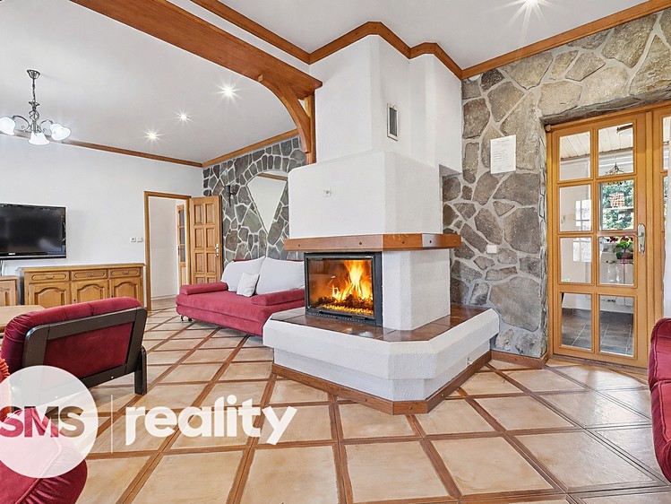 Prodej  rodinného domu 665 m², pozemek 1 181 m² - foto 6