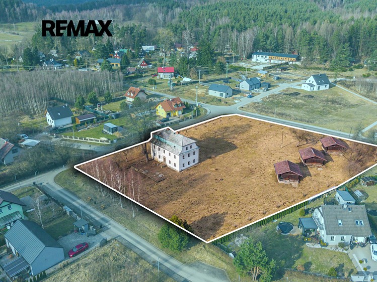 Prodej  vily 420 m², pozemek 5 795 m² - foto 3