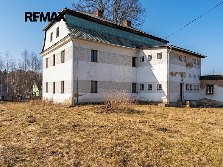 Prodej  vily 420 m², pozemek 5 795 m² - foto 8