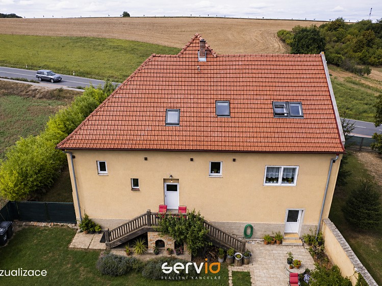Prodej  rodinného domu 344 m², pozemek 1 398 m² - foto 4